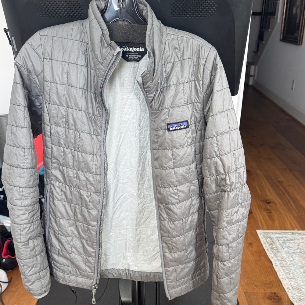 Patagonia Gray Puffer Jacket - Picture 4 of 4